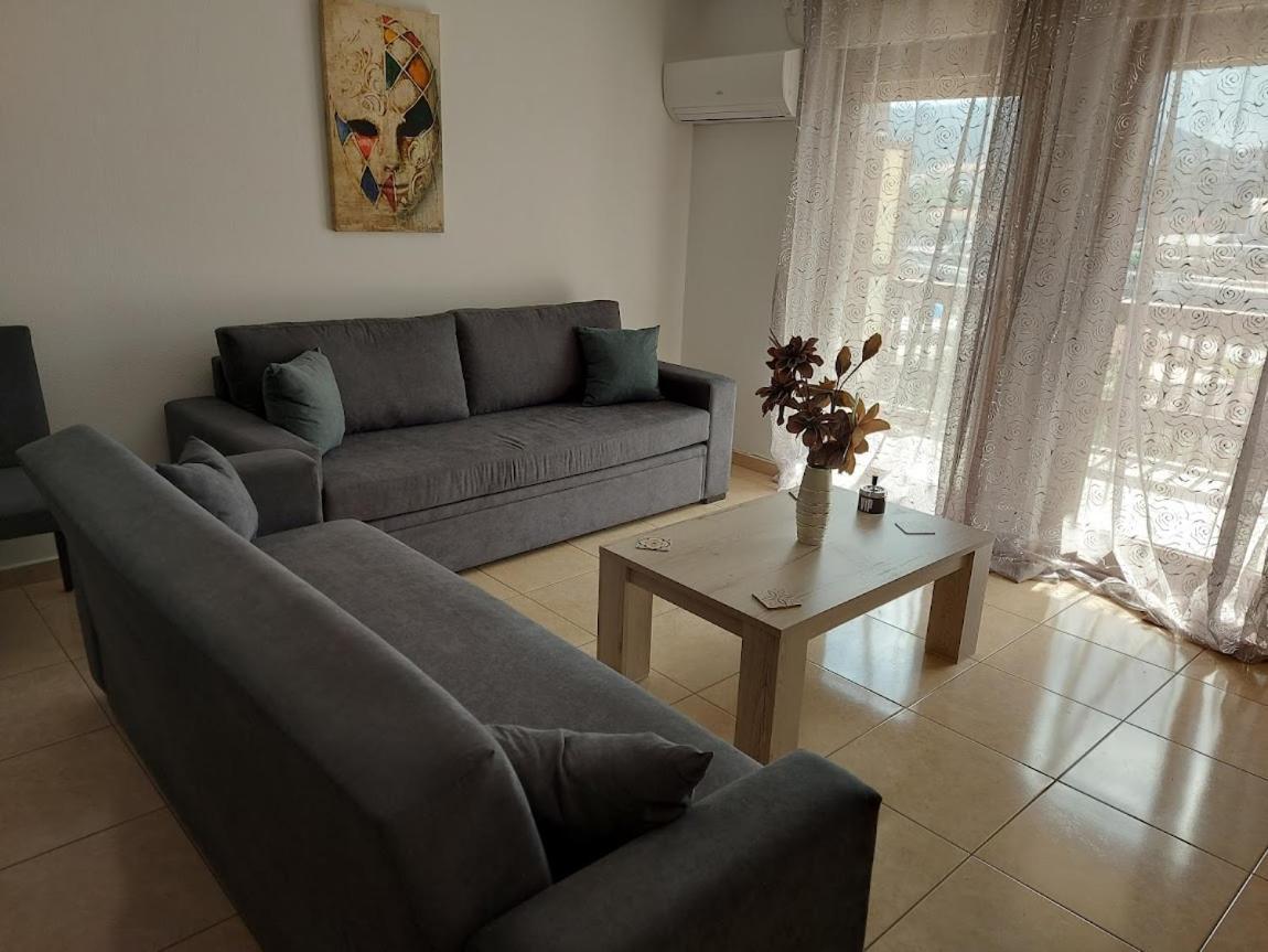 Apartamento Ina House Varella Exterior foto